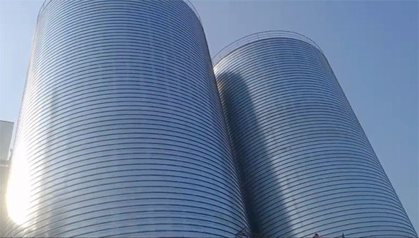 图们2座混凝土高架卷板仓